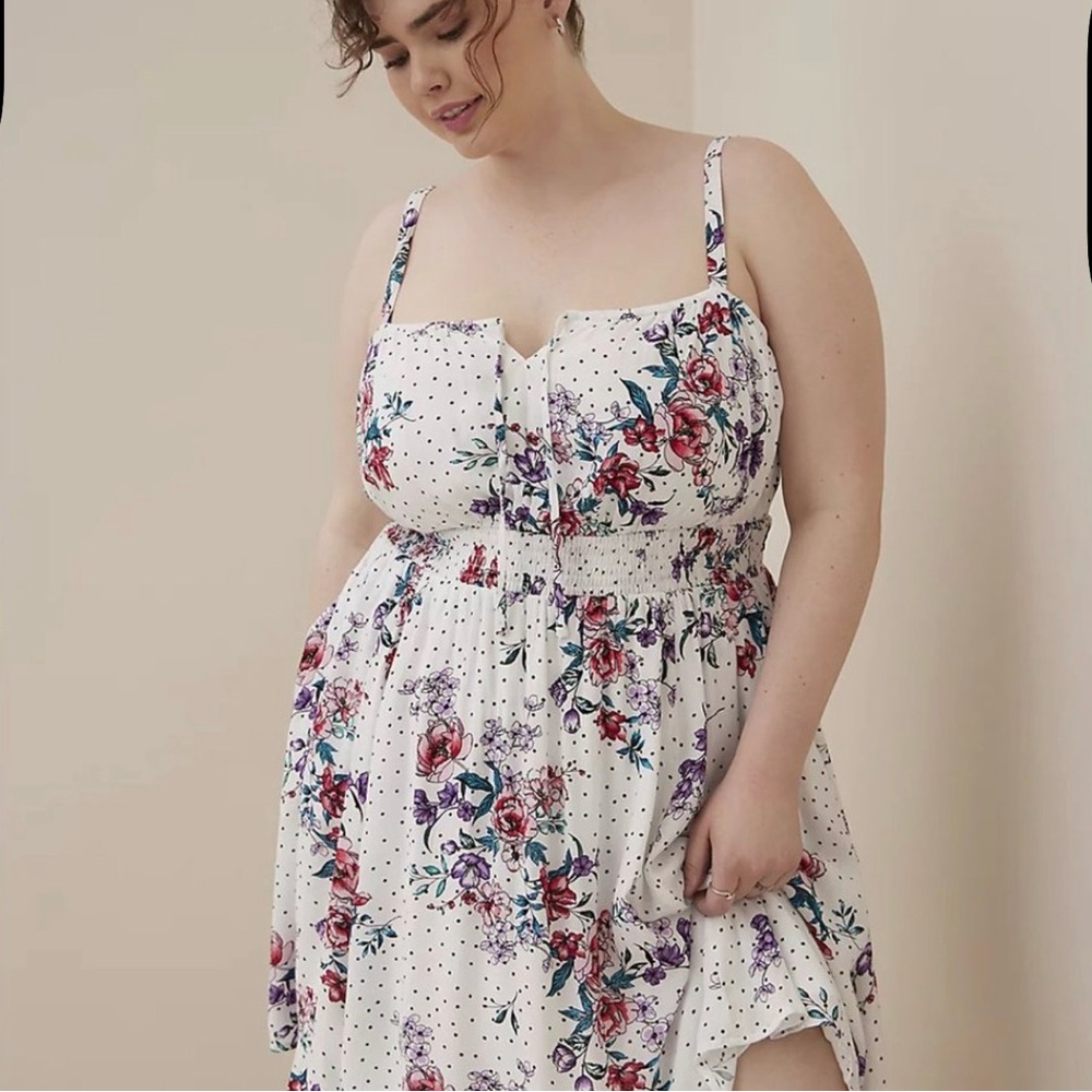 Torrid white dress with a floral and polka dot print NWT Size 3x